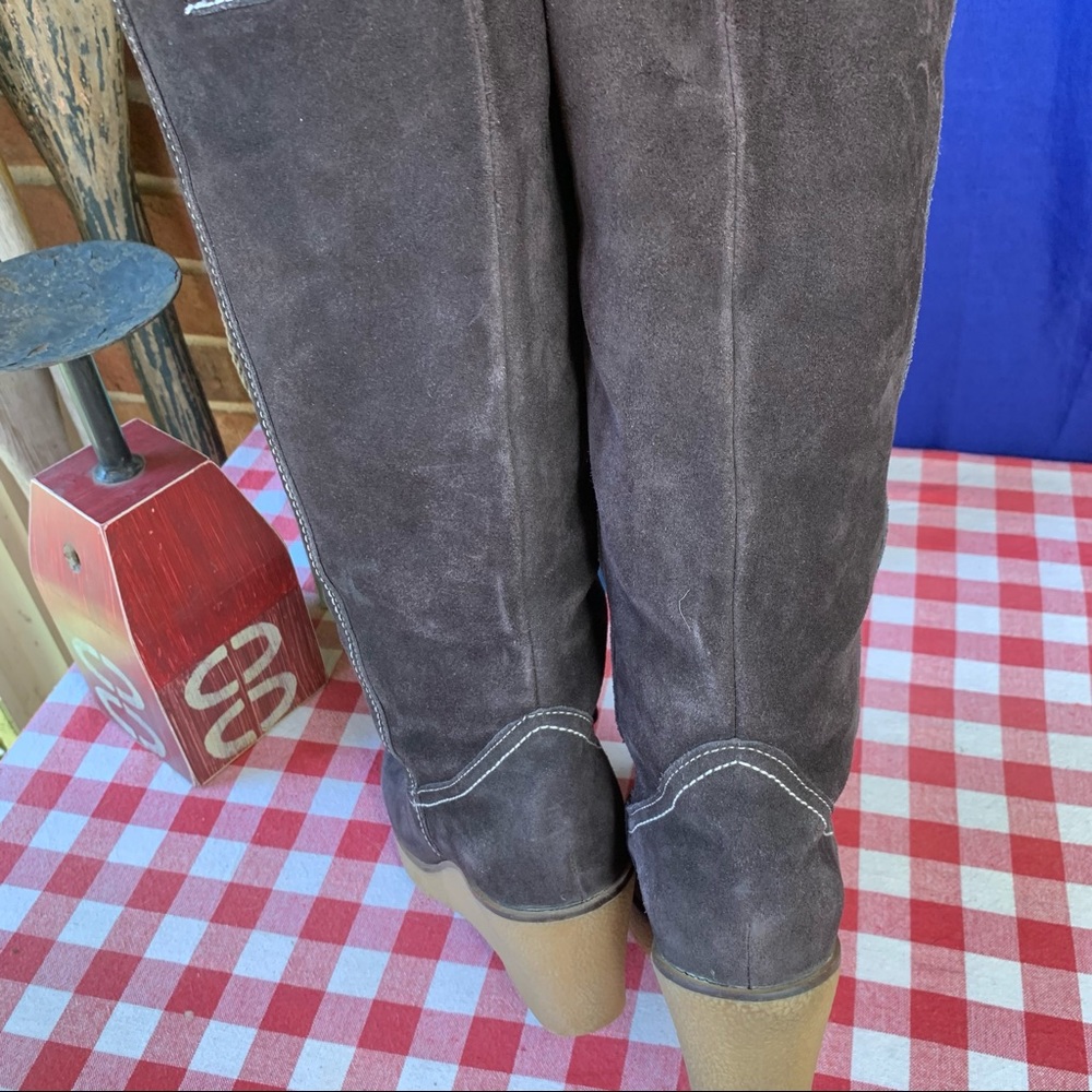 EMU AUSTRALIA Warm Brown Waratah Suede Sheepskin Sherpa Wedge Boots, 9 - Picture 6 of 13